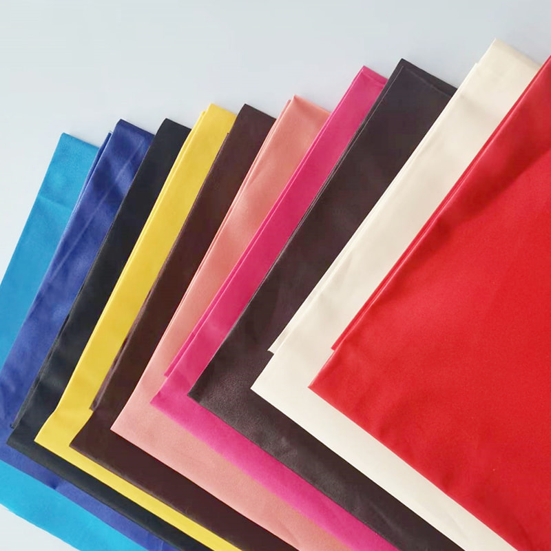 TMIE-08-1-2 85 g/m², 125 cm, bequemes Bekleidungshemd und geschmeidiger Futterstoff, 100 % Polyester, verschiedene Farben erhältlich, gefärbter, polierter Polyester-Popeline-Stoff