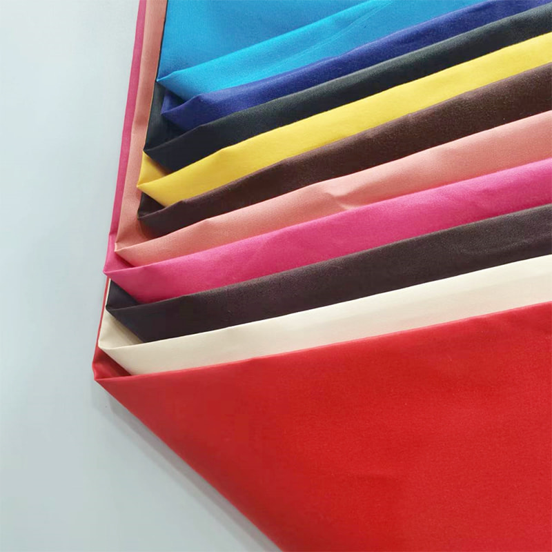 TMIE-08-1-1 70 g/m², 122 cm, Hemden-Kleidungsstück, weicher und glänzender Stoff, 100 % Polyester, gefärbt mit poliertem Polyester-Popeline-Stoff