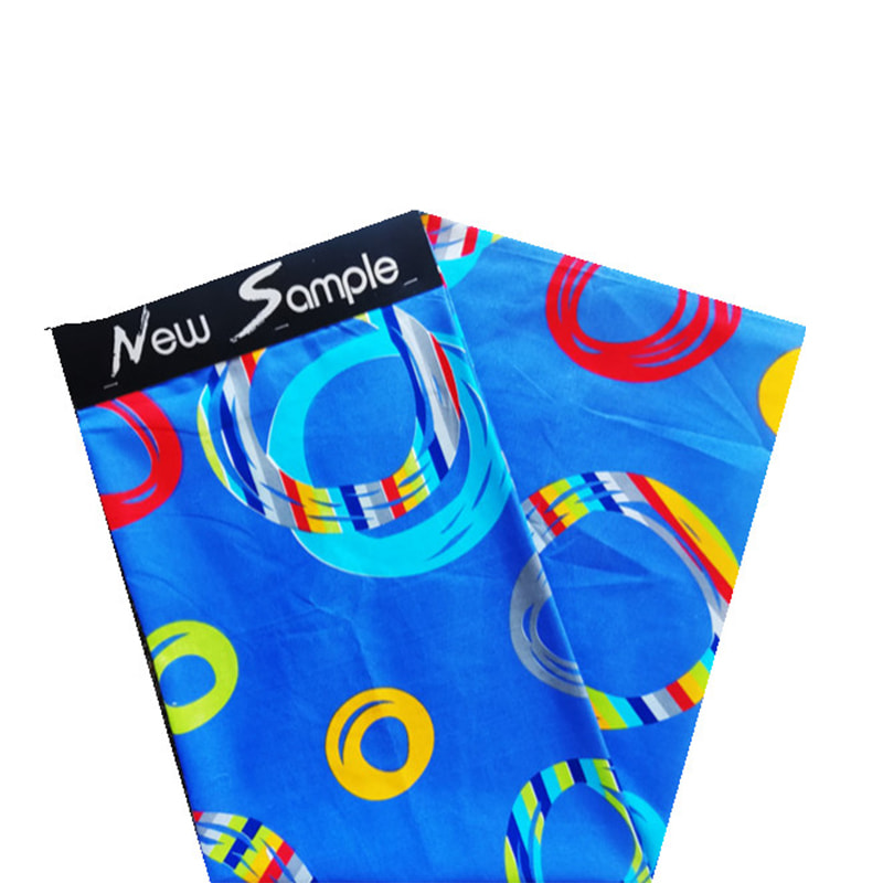TMIE-10-5 65 g/m² leichter, einfarbig gewebter Polyester-Bettlakenstoff mit Pigmentdruck-Design