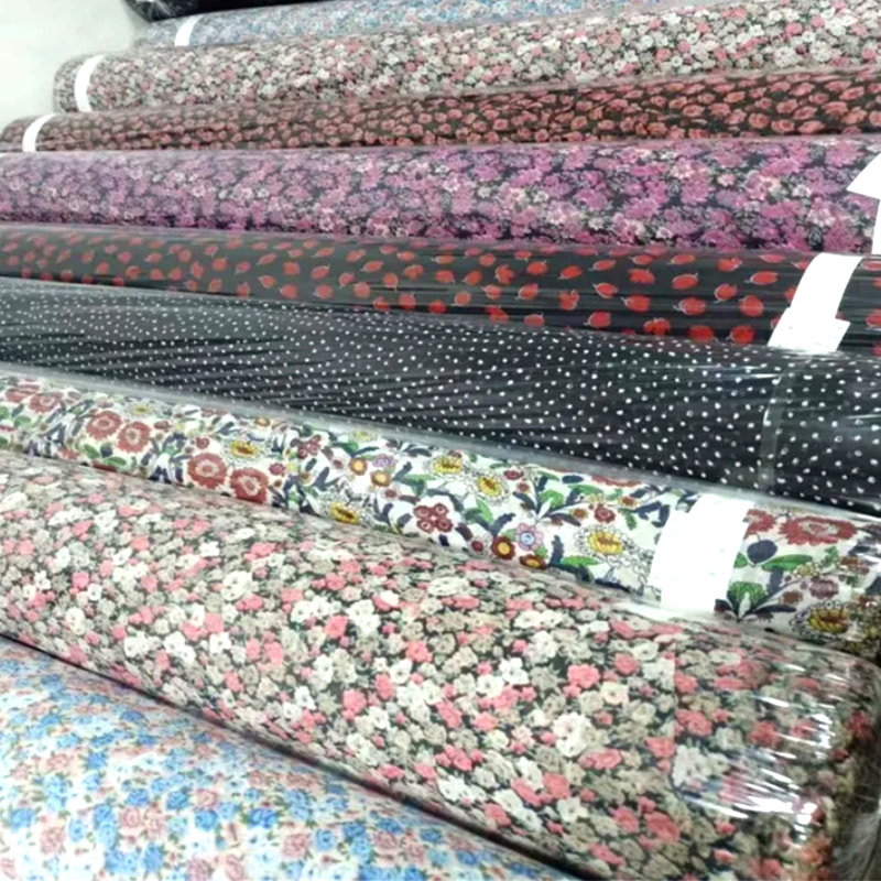 TMIE-08-3-2 115GSM Polyester bedruckter Twill-Popeline-Stoff