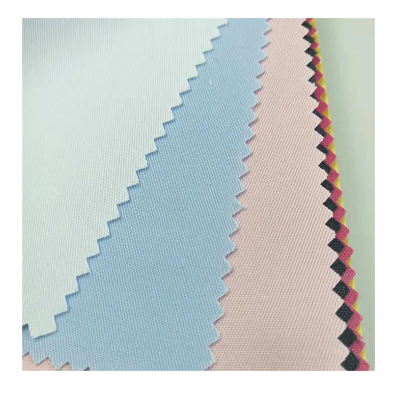 TMIE-08-4-2 Mittelschwerer 115 g/m² gefärbter Polyester-Popeline-Twill-Stoff