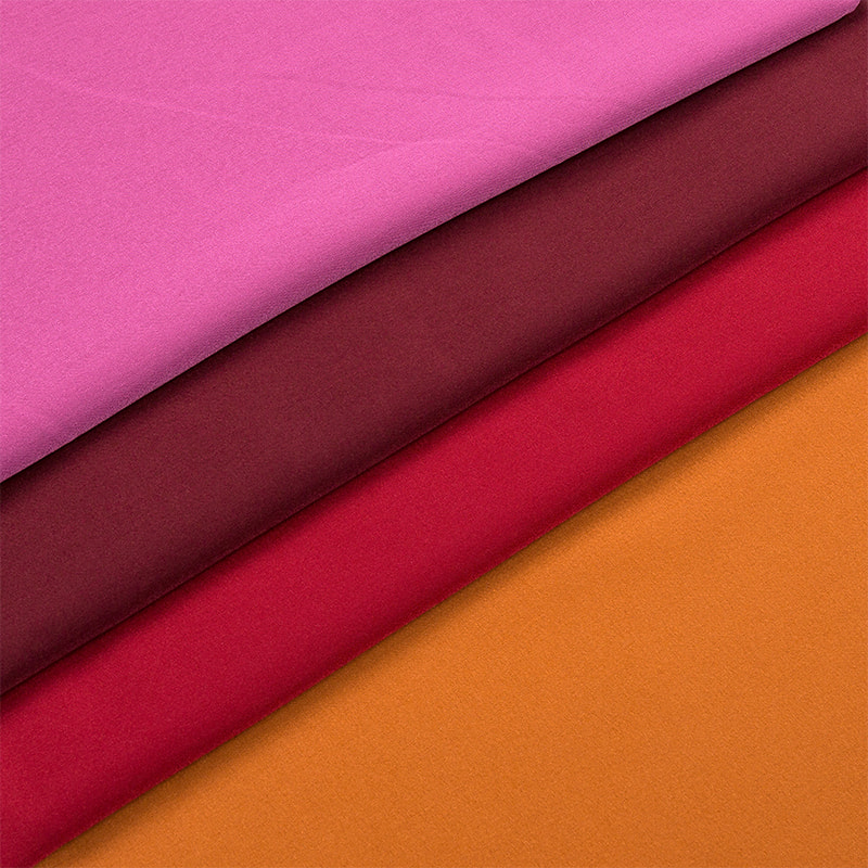 TIME-15-1-3 150 cm breit, leicht, 120 g/m², 4-Wege-Stretch, durchgefärbter Polyesterstoff