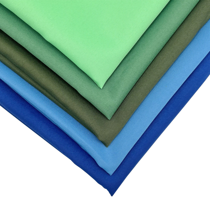 TMIE-03-1-3 Mittelschwerer, 150 g/m² einfacher, minimatter Polyesterstoff